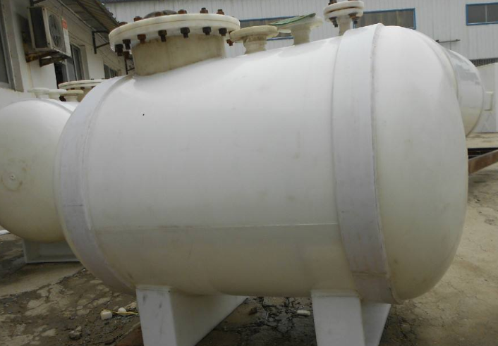 聚丙烯儲(chǔ)罐